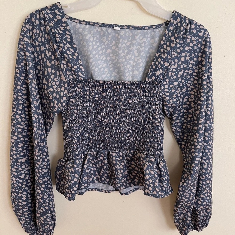 New hot top with beautiful design